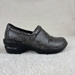 B.O.C. Shoes Womens 8M Gray/Black Peggy Tooled Clogs Office Work Slip On Comfort